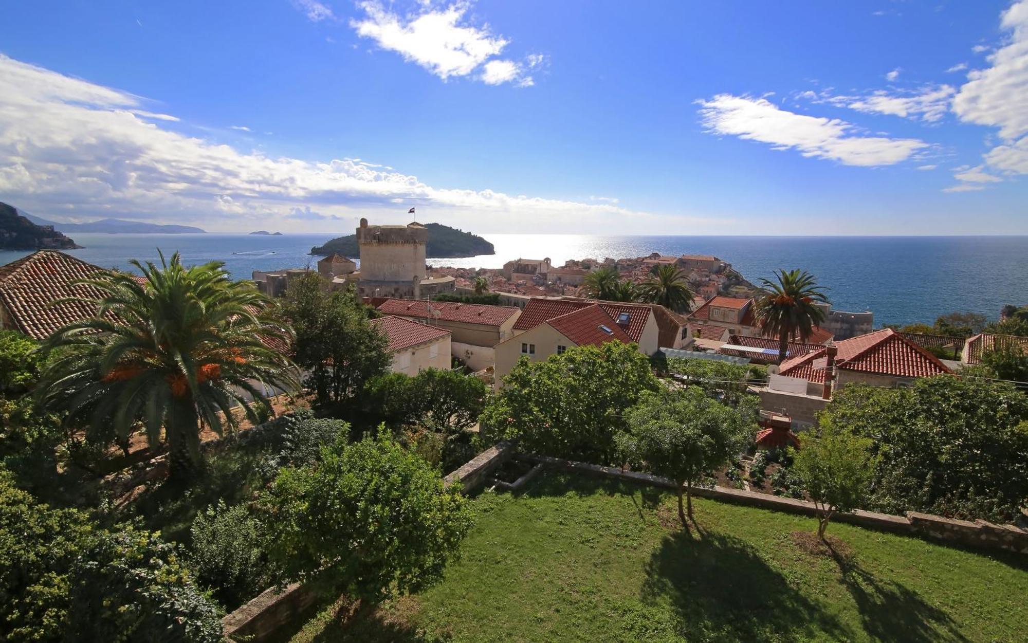 Apartment Vicina Summer